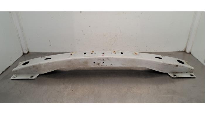 Cadre pare-chocs avant Renault Master