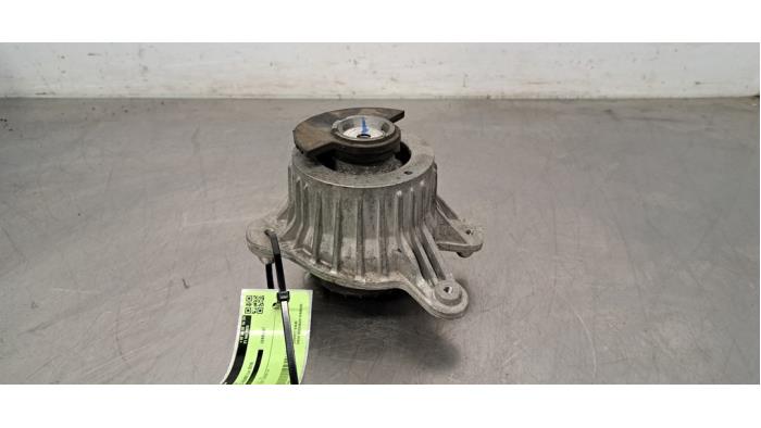 Support moteur Mercedes C-Klasse