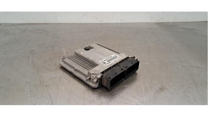 Ordinateur gestion moteur Volkswagen Passat
