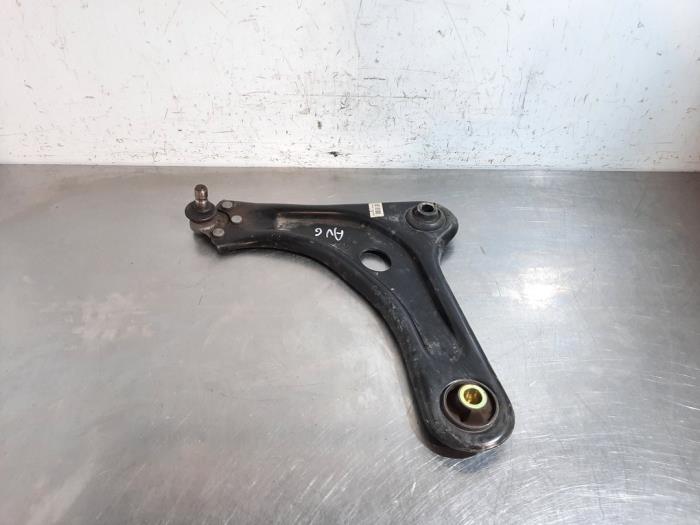 Bras de suspension avant gauche Citroen C4 Cactus