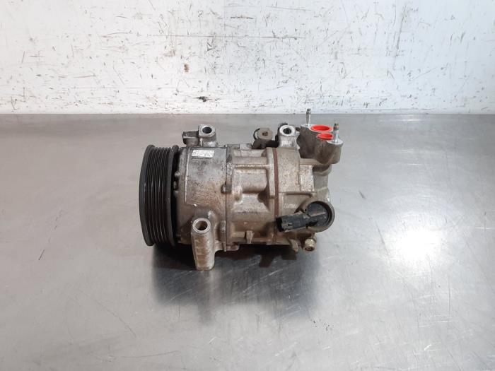 Pompe clim Citroen C4 Cactus