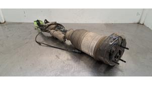 Gebruikte Schokbreker links-voor Mercedes GLE (V167) 350de 2.0 Turbo 16V 4-Matic Prijs € 937,75 Inclusief btw aangeboden door Autohandel Didier