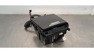 Gebruikte Bekerhouder Mercedes GLE (V167) 350de 2.0 Turbo 16V 4-Matic Prijs € 66,55 Inclusief btw aangeboden door Autohandel Didier