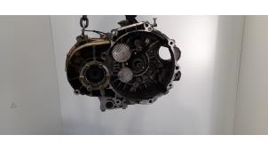 Gebruikte Versnellingsbak Volkswagen Golf VII (AUA) 2.0 GTD 16V Prijs € 332,75 Inclusief btw aangeboden door Autohandel Didier