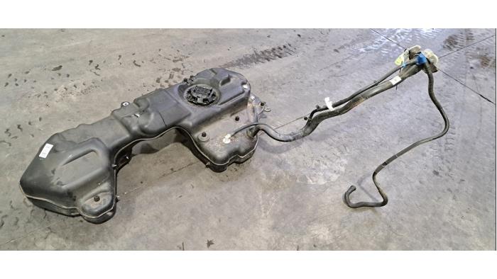 Réservoir de carburant Lamborghini Urus