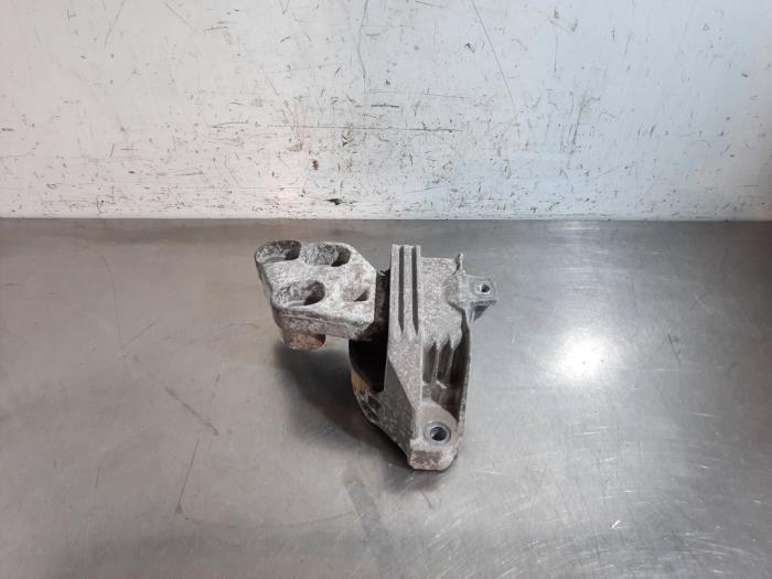 Support moteur Mercedes CLA