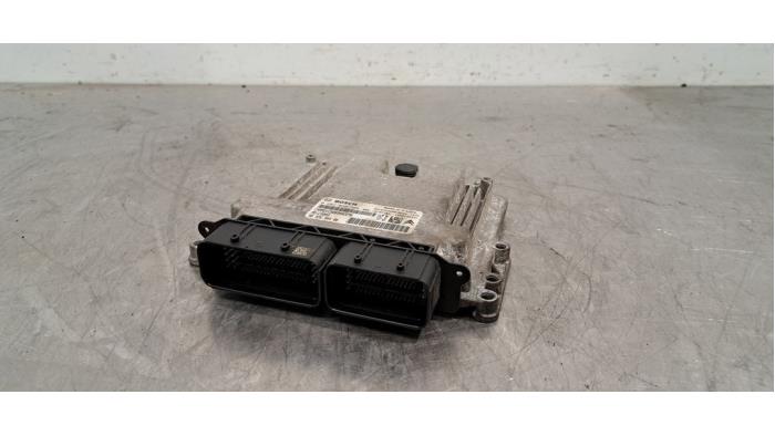 Ordinateur gestion moteur Opel Vivaro