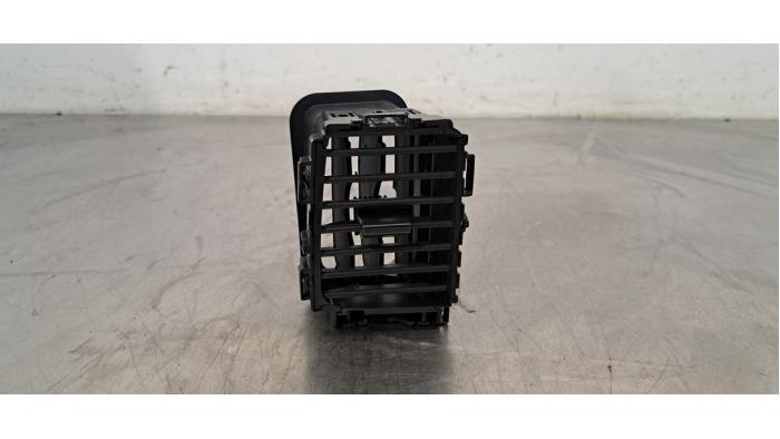 Grille aération tableau de bord Opel Vivaro