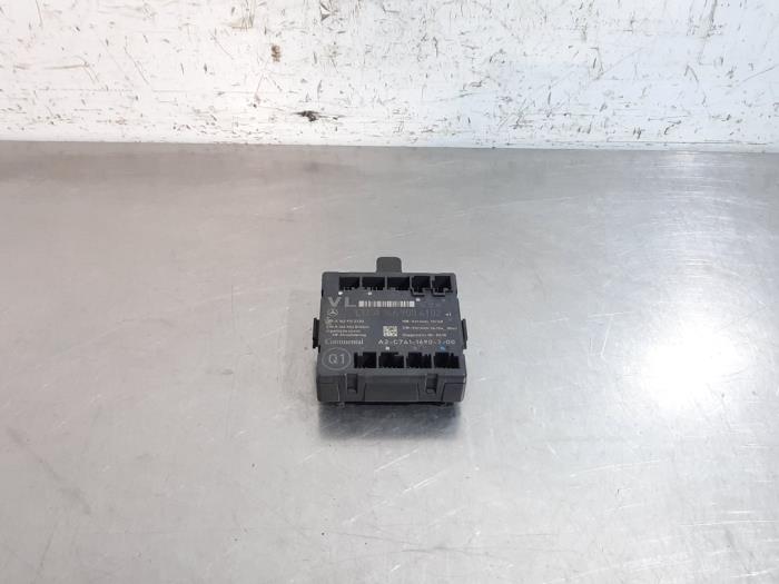 Module verrouillage central des portes Mercedes CLA