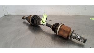 Gebruikte Homokineetas links-voor Nissan NP 300 Navara (D23) 2.3 dCi twinturbo 16V 4x4 Prijs € 163,35 Inclusief btw aangeboden door Autohandel Didier