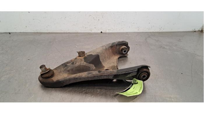 Bras de suspension avant droit Renault Express