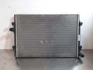 Gebruikte Radiateur Volkswagen Golf VII (AUA) 2.0 GTI 16V Performance Package Prijs € 90,75 Inclusief btw aangeboden door Autohandel Didier