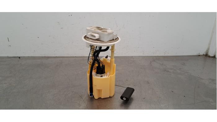 Pompe carburant électrique Renault Express