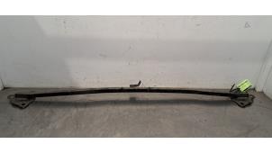 Gebruikte Motorbalk Volvo V40 (MV) 2.0 D2 16V Prijs € 90,75 Inclusief btw aangeboden door Autohandel Didier