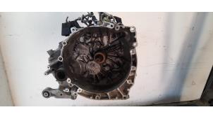 Gebruikte Versnellingsbak Volvo V40 (MV) 2.0 D2 16V Prijs € 937,75 Inclusief btw aangeboden door Autohandel Didier