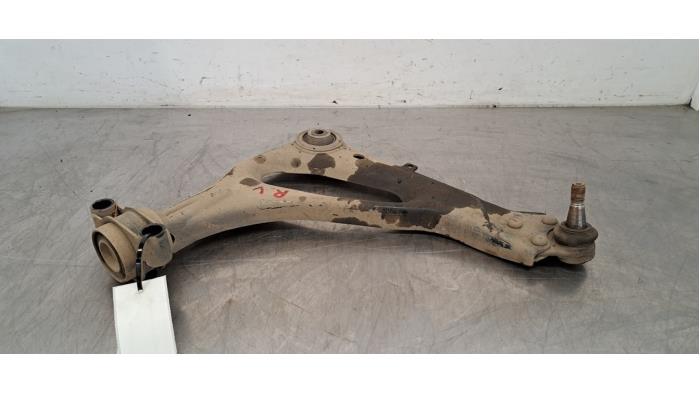 Bras de suspension avant droit Mercedes Vito