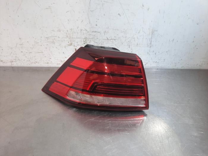 Feu arrière gauche Volkswagen Golf