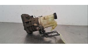 Gebruikte Pomp Servo Renault Master III (FV) 2.3 dCi 150 16V FWD Prijs € 592,90 Inclusief btw aangeboden door Autohandel Didier