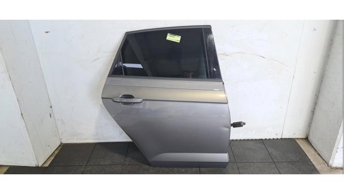 Portière 4portes arrière droite Volkswagen Polo Portière 4portes arrière droite Volkswagen Polo