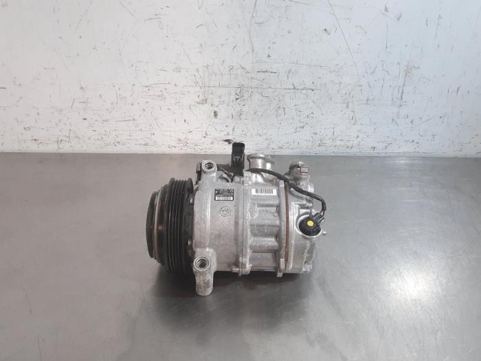 Pompe clim Mercedes Sprinter