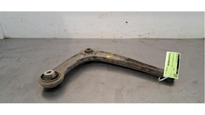 Bras de suspension avant droit Opel Vivaro