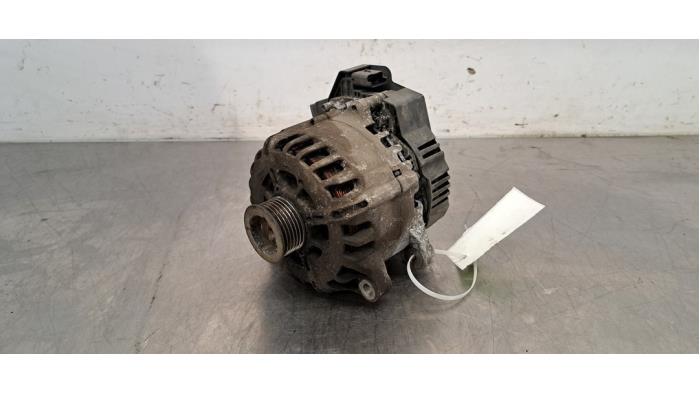 Dynamo Opel Vivaro