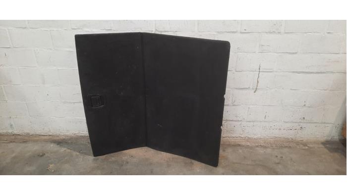 Coffre tapis BMW IX
