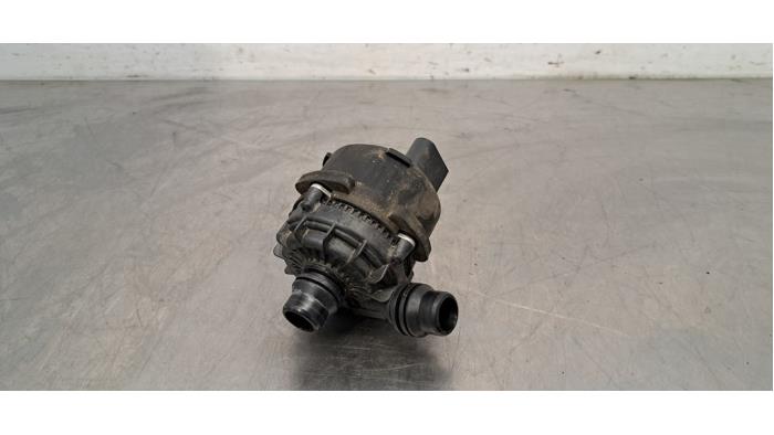 Pompe à eau supplémentaire BMW IX