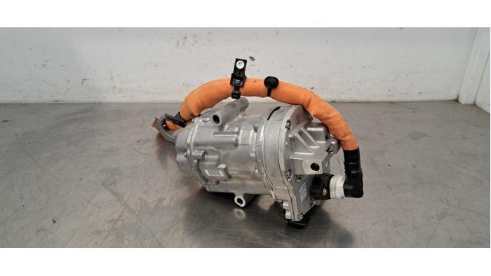 Pompe clim Renault Arkana