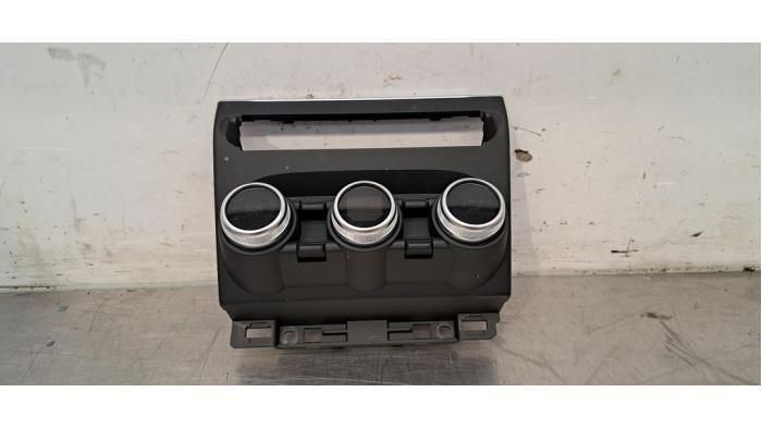Panneau de commande clim Renault Arkana