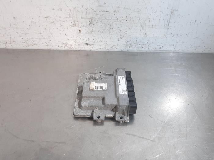 Ordinateur gestion moteur Renault Master