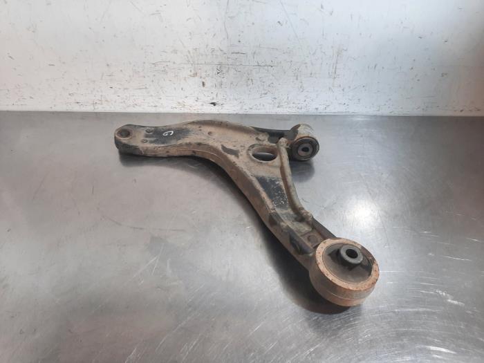 Bras de suspension avant gauche Renault Master