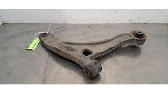 Bras de suspension avant droit Renault Master