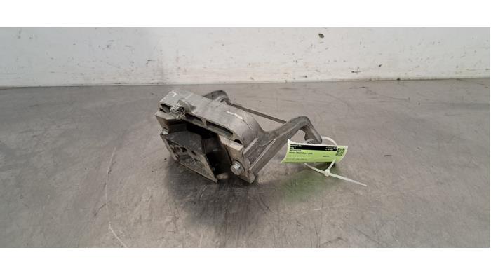 Support moteur Renault Master