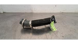 Gebruikte Intercooler Buis Audi A3 Sportback (8YA) 2.0 30 TDI 16V Prijs € 42,35 Inclusief btw aangeboden door Autohandel Didier