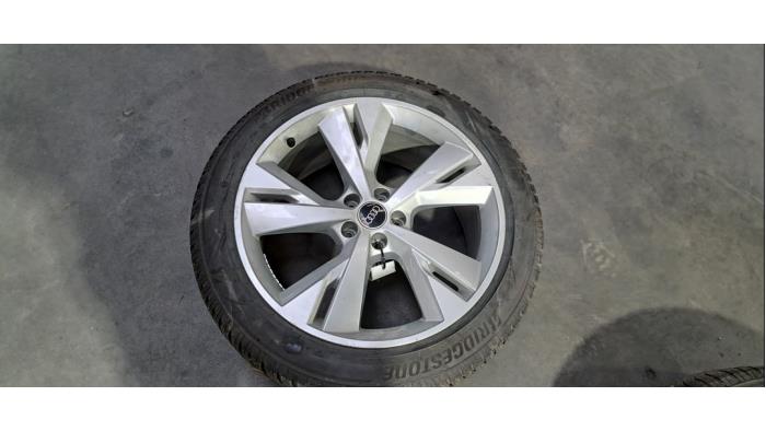 Jante + pneumatique Audi Q4