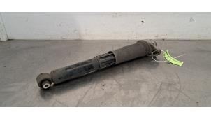 Gebruikte Schokdemper links-achter Audi Q4 (F4B) 40 e-tron Prijs € 66,55 Inclusief btw aangeboden door Autohandel Didier