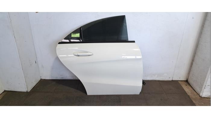 Portière 4portes arrière droite Mercedes CLA