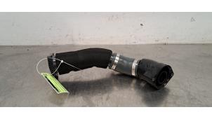 Gebruikte Intercooler Buis Skoda Octavia Combi (NXAC) 2.0 TDI GreenTec 16V Prijs € 42,35 Inclusief btw aangeboden door Autohandel Didier
