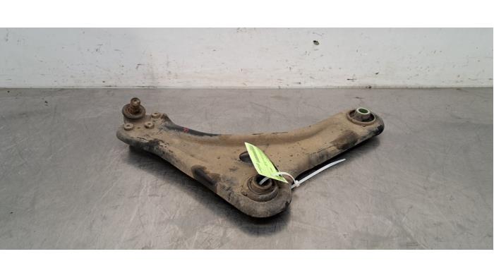 Bras de suspension avant droit Citroen C3