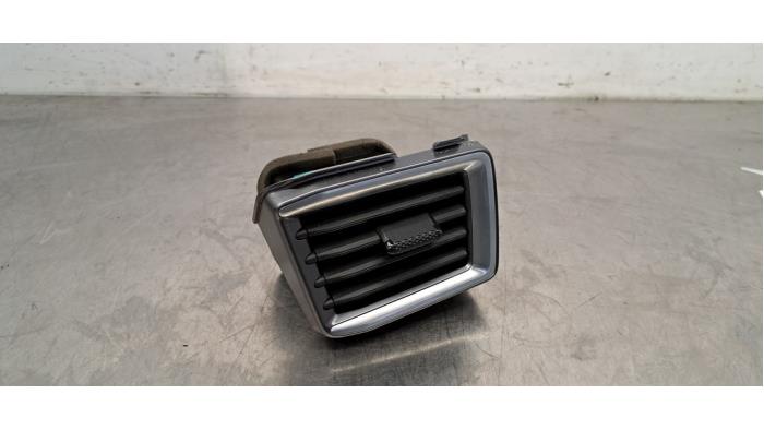 Grille aération tableau de bord Volkswagen Amarok