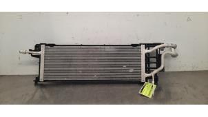 Gebruikte Radiateur Peugeot 408 1.6 16V HYbrid 180 Prijs € 96,80 Inclusief btw aangeboden door Autohandel Didier