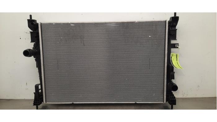 Radiateur Peugeot 408