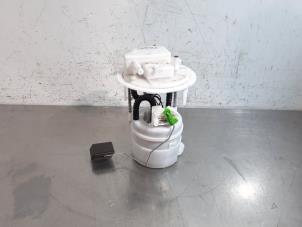 Gebruikte Tank element Pomp Opel Corsa F (UB/UH/UP) 1.2 Turbo 12V 100 Prijs € 266,20 Inclusief btw aangeboden door Autohandel Didier