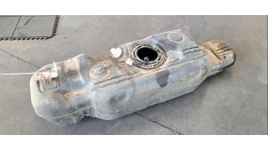 Gebruikte Tank Volkswagen Amarok 3.0 TDI V6 24V 4Motion Prijs € 332,75 Inclusief btw aangeboden door Autohandel Didier