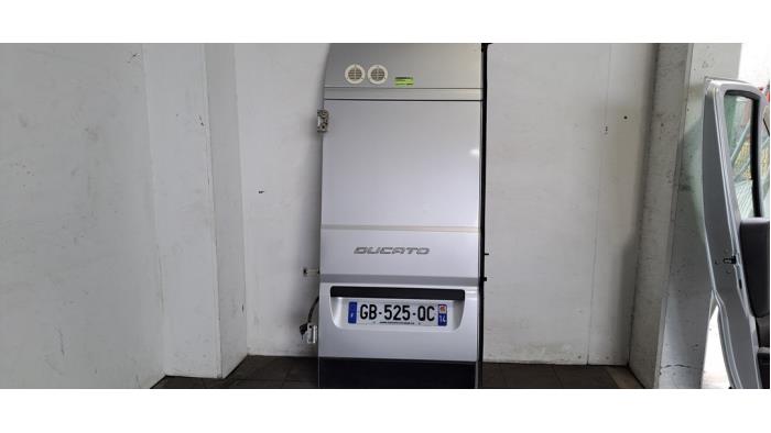 Portière arrière camionnette Fiat Ducato