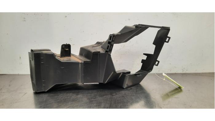 Guidage d&#039;air Peugeot 408