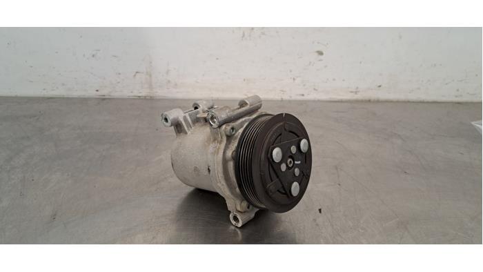 Pompe clim Citroen C3