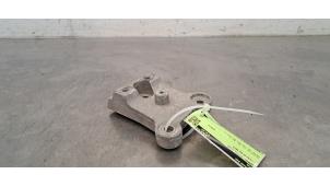 Gebruikte Versnellingsbak Steun Citroen C3 (SX/SW) 1.2 12V e-THP PureTech 110 Prijs € 36,30 Inclusief btw aangeboden door Autohandel Didier