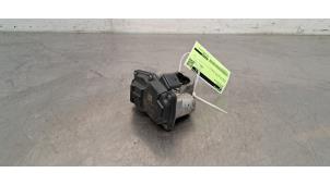 Gebruikte Gasklephuis BMW X6 (F16) M50d 3.0 24V Prijs € 36,30 Inclusief btw aangeboden door Autohandel Didier